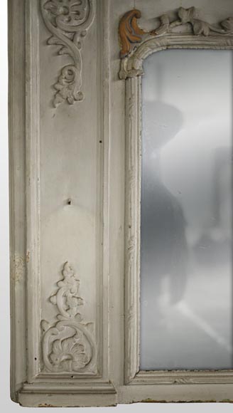 Старинное трюмо в стиле эпохи Регентства с зеркалом, украшенное картиной маслом, представляющей галантную сценку.-3