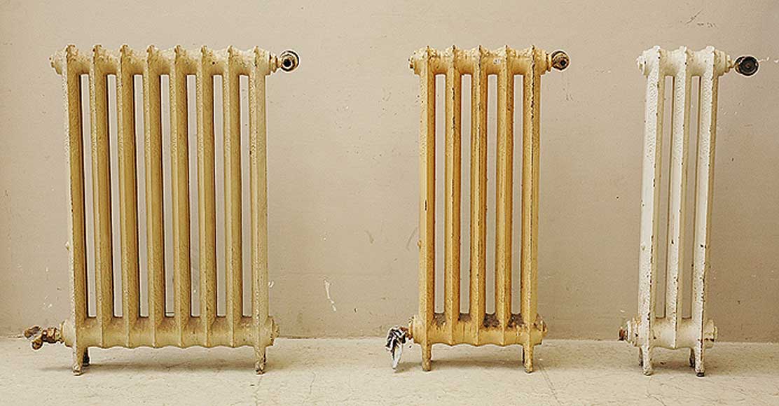 Cast_iron_radiators.jpg