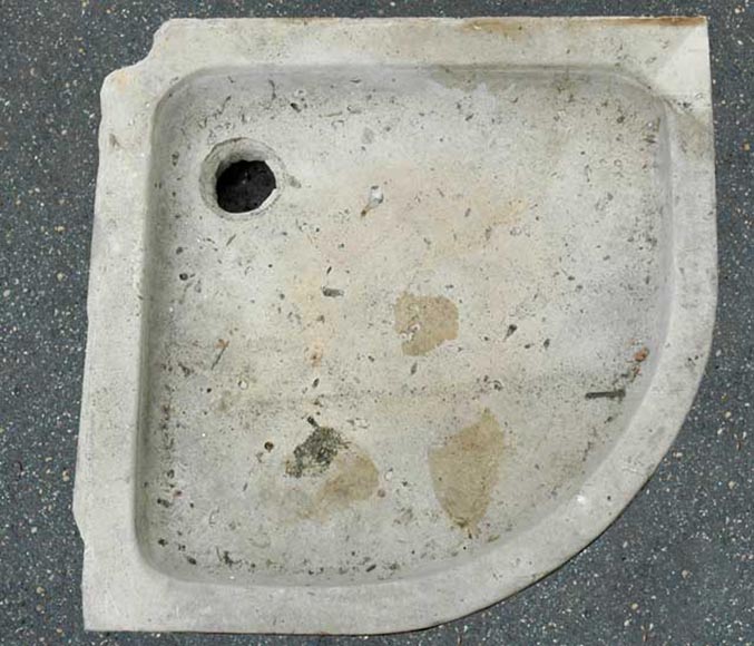 Corner_stone_sink.jpg