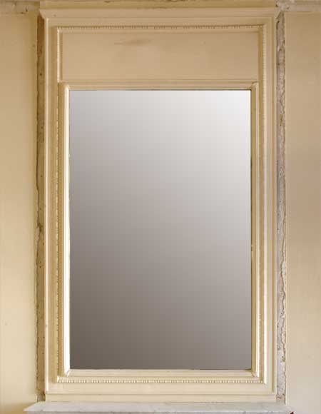 Simple_Louis_XVI_style_Trumeau.jpg
