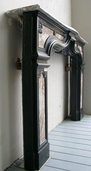 Камин из мрамора двух цветов 18 века Камин из мрамора двух цветов 18 века-3