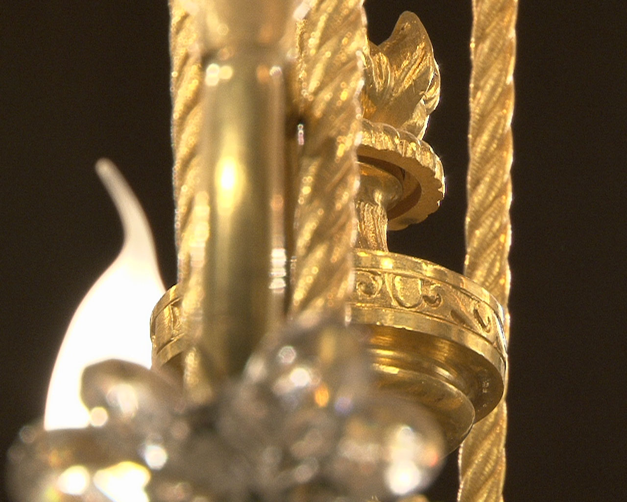 Люстра с кристаллами.  Французское произведение искусства, созданное при Второй Империи. Люстра с кристаллами.  Французское произведение искусства, созданное при Второй Империи.-10