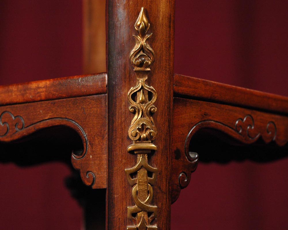 ГАБРИЕЛЬ ВИАРДО  (1 января 1830 – 1906), Китайская подставка. ГАБРИЕЛЬ ВИАРДО  (1 января 1830 – 1906), Китайская подставка.-2