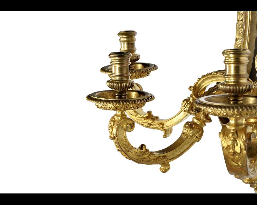 Великолепный ансамбль из четырёх бра в стиле Регентства, украшенных бородатыми мужскими лицами.  Великолепный ансамбль из четырёх бра в стиле Регентства, украшенных бородатыми мужскими лицами. -2