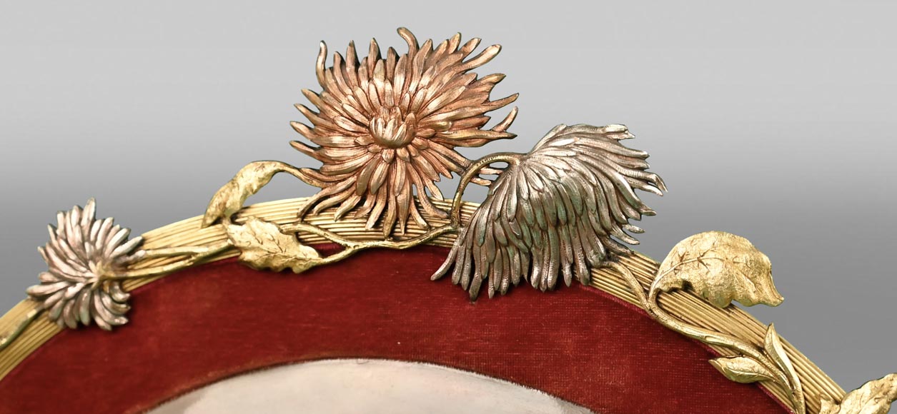 DORVAL, émailleur - Triptyque émaillé aux femmes à fleurs de chrysanthème DORVAL, émailleur - Triptyque émaillé aux femmes à fleurs de chrysanthème-3