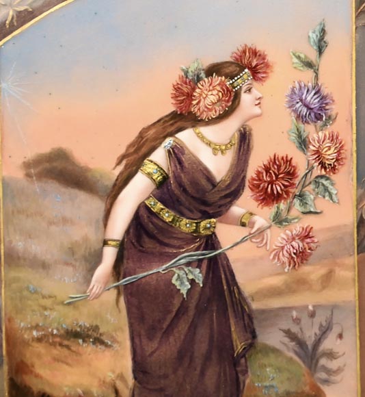 DORVAL, émailleur - Triptyque émaillé aux femmes à fleurs de chrysanthème DORVAL, émailleur - Triptyque émaillé aux femmes à fleurs de chrysanthème-5