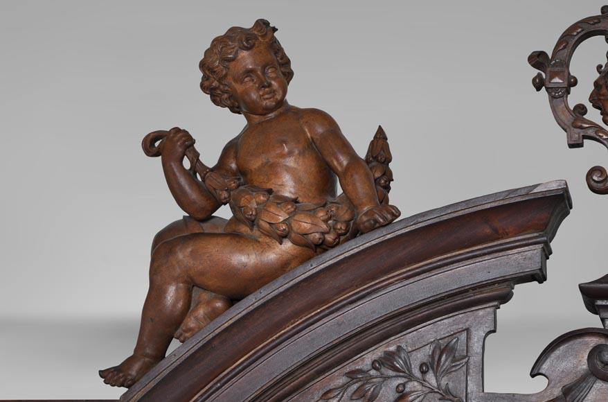 Красивая столовая, изготовленная из скульптурного орехового дерева, с клеймом краснодеревщика Поля Мазароз. Красивая столовая, изготовленная из скульптурного орехового дерева, с клеймом краснодеревщика Поля Мазароз.-3