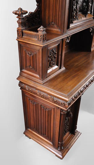 Виктор ЭМОН, скульптор – «Эсмеральда», бюро в Неоготическом стиле из скульптурного орехового дерева.  Виктор ЭМОН, скульптор – «Эсмеральда», бюро в Неоготическом стиле из скульптурного орехового дерева. -3