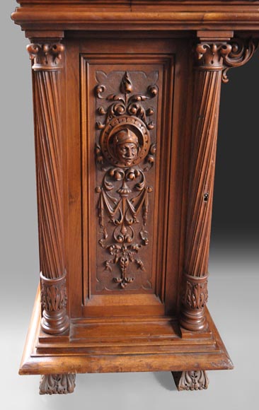 Виктор ЭМОН, скульптор – «Эсмеральда», бюро в Неоготическом стиле из скульптурного орехового дерева.  Виктор ЭМОН, скульптор – «Эсмеральда», бюро в Неоготическом стиле из скульптурного орехового дерева. -4