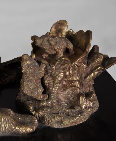 Николай Иванович Либерих (модель) для литейной мастерской Верфеля в Санкт-Петербурге – Набор настольных принадлежностей из бронзы и черного мрамора, украшенный медведями. Николай Иванович Либерих (модель) для литейной мастерской Верфеля в Санкт-Петербурге – Набор настольных принадлежностей из бронзы и черного мрамора, украшенный медведями.-3