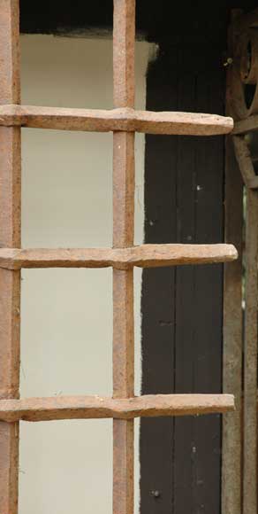 Защитная решетка Защитная решетка-2