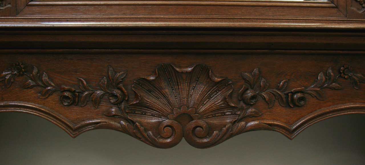 Деревянный камин, может составить пару с № 510 Деревянный камин, может составить пару с № 510-4