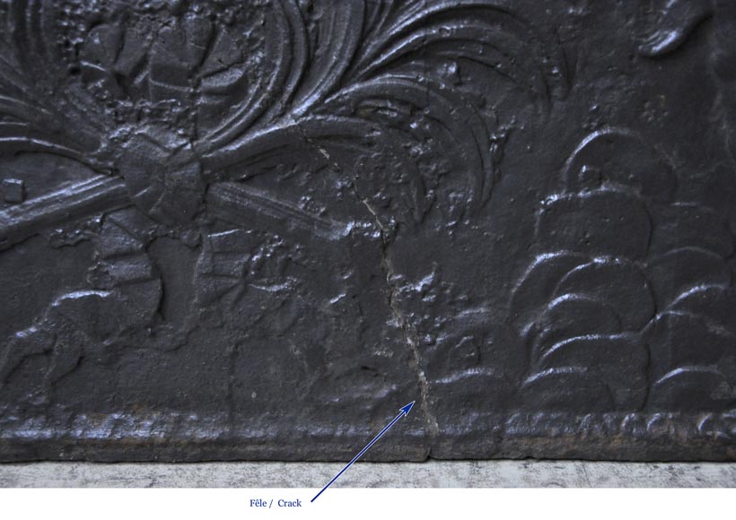 Каминная плита 18го века с символами Франции. Каминная плита 18го века с символами Франции.-6