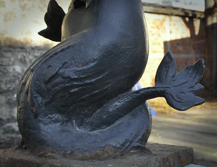 «Наяд», фонтан 19 века, выполненный из чугуна с зеленой патиной.  «Наяд», фонтан 19 века, выполненный из чугуна с зеленой патиной. -6