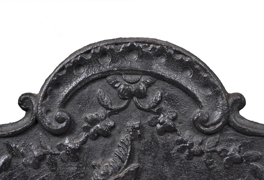 «Танец», старинная каминная плита 19 века. «Танец», старинная каминная плита 19 века.-4