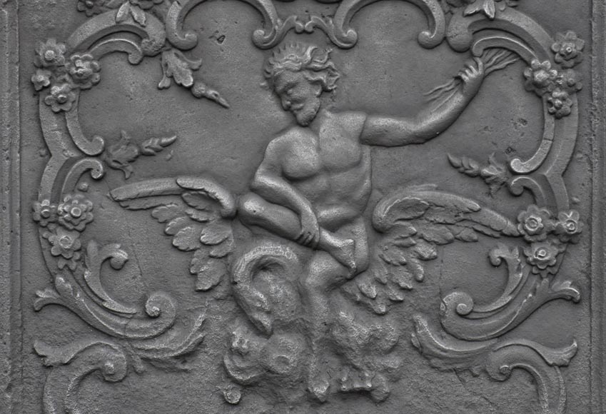 «Молния Зевса», старинная каминная плита. «Молния Зевса», старинная каминная плита.-1