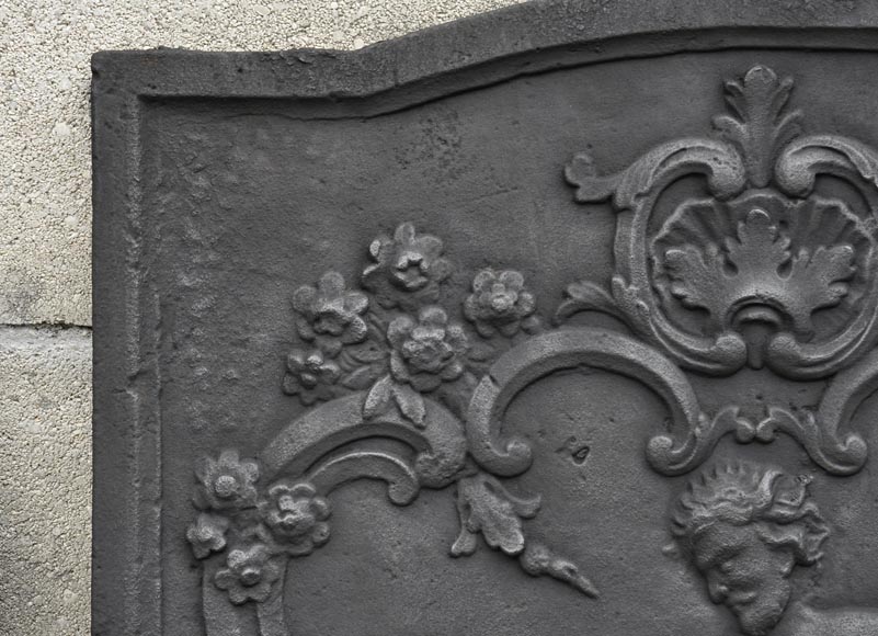 «Молния Зевса», старинная каминная плита. «Молния Зевса», старинная каминная плита.-2