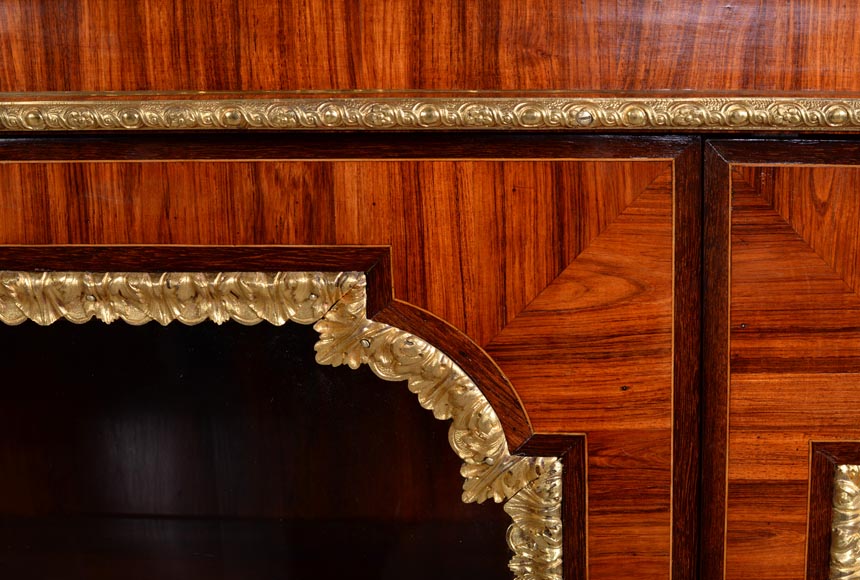 МОНБРО (приписано работе), Пара шкафов-кабинетов, украшенных декоративными бронзовыми орнаментами, представляющими женские образы. МОНБРО (приписано работе), Пара шкафов-кабинетов, украшенных декоративными бронзовыми орнаментами, представляющими женские образы.-9