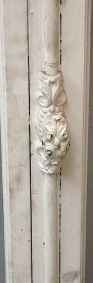 Деревянное  окно с витражами эпохи Реставрации. Деревянное  окно с витражами эпохи Реставрации.-3