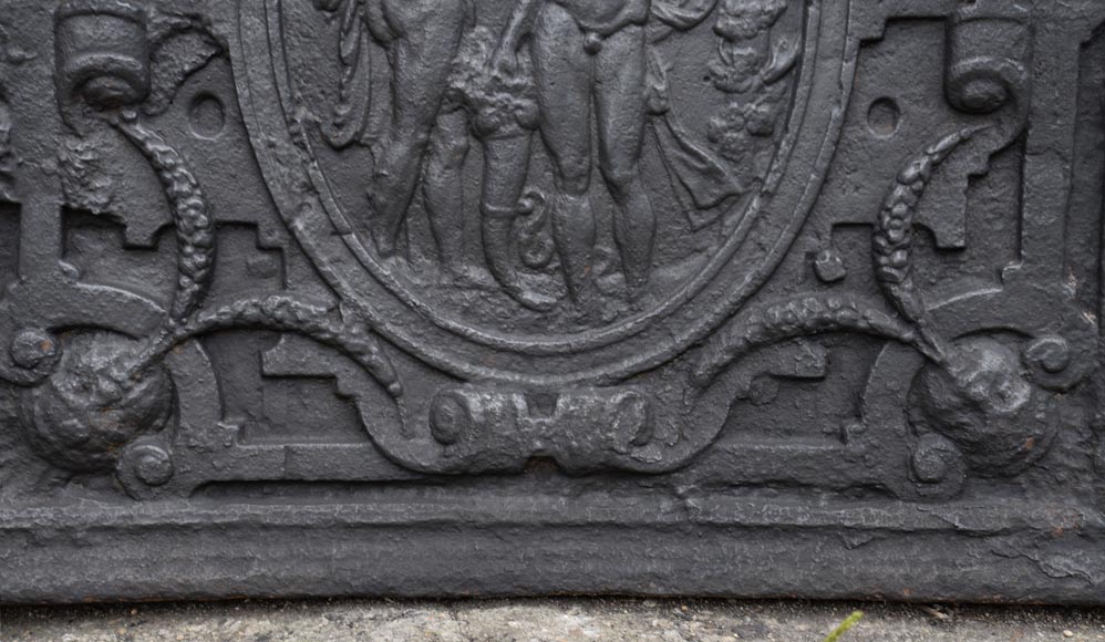 Сцена коронации, старинная каминная плита 17 века. Сцена коронации, старинная каминная плита 17 века.-3