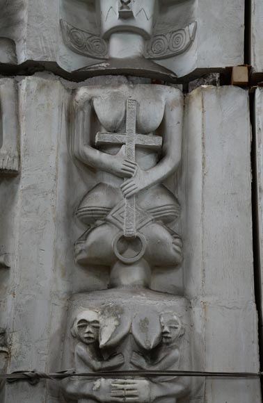 Ансамбль монументальных декоративных элементов в этническом стиле, изготовленных из гипса, 20 век. Ансамбль монументальных декоративных элементов в этническом стиле, изготовленных из гипса, 20 век.-8