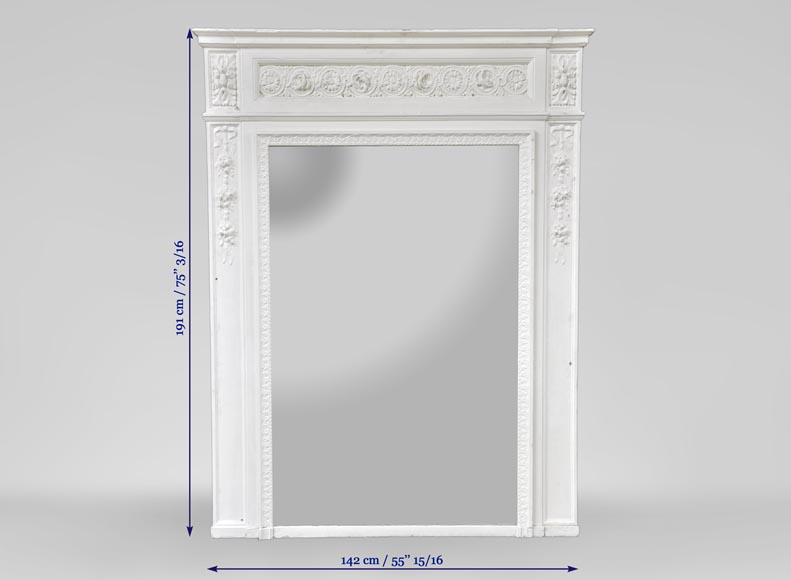 Старинное трюмо в стиле Людовика XVI, украшенное фризом из цветов, дерево и крашеный стюк. Старинное трюмо в стиле Людовика XVI, украшенное фризом из цветов, дерево и крашеный стюк.-7