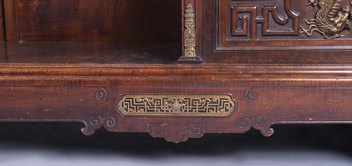 Габриель ВИАРДО -  Большой шкаф-кабинет в японском стиле с декором собаки Фо Габриель ВИАРДО -  Большой шкаф-кабинет в японском стиле с декором собаки Фо-5