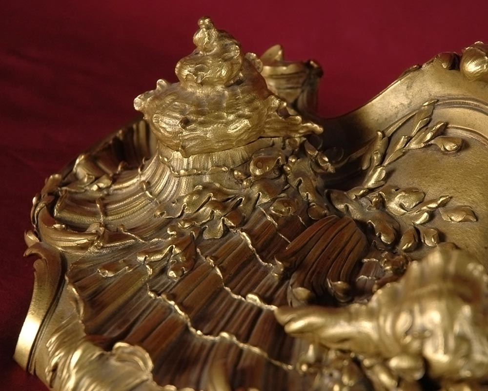 Франсуа ЛИНК (1855-1946) и Леон МЕССАЖЕ (1842-1901) (приписано работе) – «Море», Чернильница из позолоченной бронзы. Франсуа ЛИНК (1855-1946) и Леон МЕССАЖЕ (1842-1901) (приписано работе) – «Море», Чернильница из позолоченной бронзы.-5