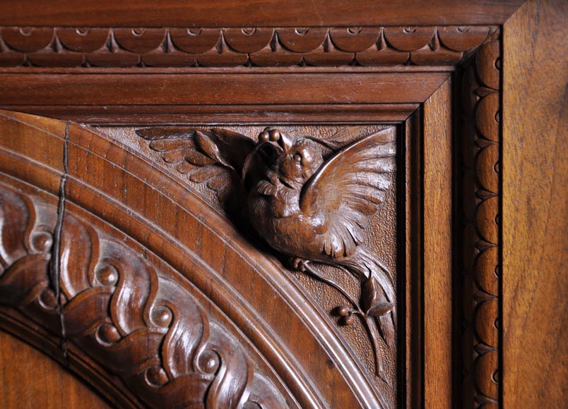 Эджисто ГАЖАНИ – Великолепная тумбочка в стиле Нео-ренессанс из скульптурного орехового дерева, датированная 1876 годом. Эджисто ГАЖАНИ – Великолепная тумбочка в стиле Нео-ренессанс из скульптурного орехового дерева, датированная 1876 годом.-4