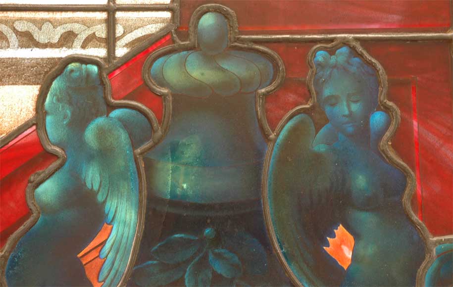 Витраж с мушкетёром, подписанный «Биттерлен Париж 1883» («Bitterlin Paris 1883»). Витраж с мушкетёром, подписанный «Биттерлен Париж 1883» («Bitterlin Paris 1883»).-4