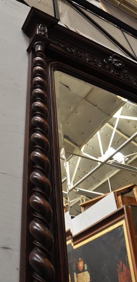 Большой дубовый камин в стиле Людовика XIII с трюмо. Большой дубовый камин в стиле Людовика XIII с трюмо.-5