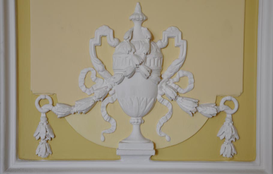 Великолепная деревянная комната в стиле Людовика XVI, ранее находившаяся во дворце Криллон в Париже.  Великолепная деревянная комната в стиле Людовика XVI, ранее находившаяся во дворце Криллон в Париже. -12