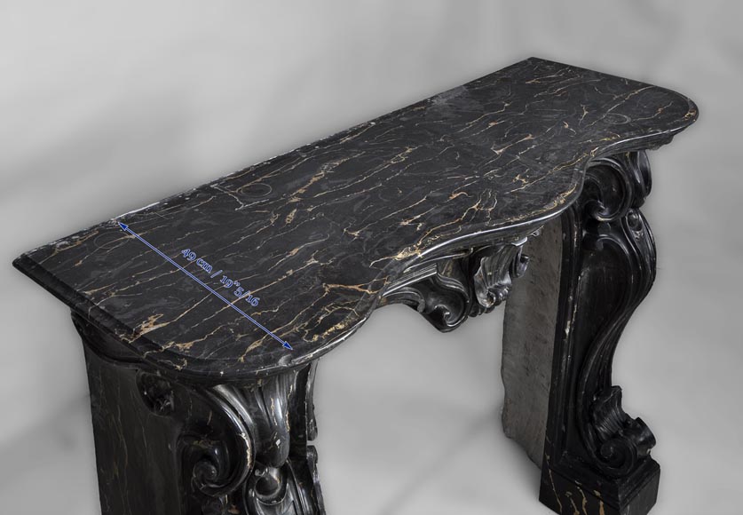 Старинный камин в стиле Наполеона III, изготовленный из мраморовидного селенита, имитирующего мрамор Портор.  Старинный камин в стиле Наполеона III, изготовленный из мраморовидного селенита, имитирующего мрамор Портор. -10