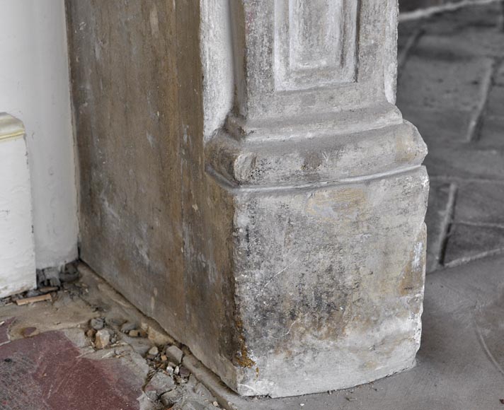 Часть деревянной отделки комнаты в стиле Людовика XV с каменным камином 18 века. Часть деревянной отделки комнаты в стиле Людовика XV с каменным камином 18 века.-17