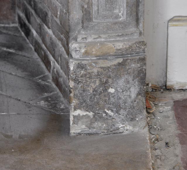 Часть деревянной отделки комнаты в стиле Людовика XV с каменным камином 18 века. Часть деревянной отделки комнаты в стиле Людовика XV с каменным камином 18 века.-20