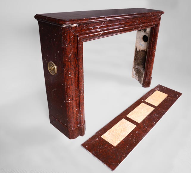 Старинный камин в стиле Людовика XIV, изготовленный из мрамора красный Гриотт, с чугунной внутренней вставкой. Старинный камин в стиле Людовика XIV, изготовленный из мрамора красный Гриотт, с чугунной внутренней вставкой.-2