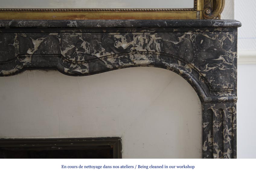 Старинный камин эпохи Регентства, изготовленный в 18 веке из серого мрамора Сант Анн.  Старинный камин эпохи Регентства, изготовленный в 18 веке из серого мрамора Сант Анн. -5