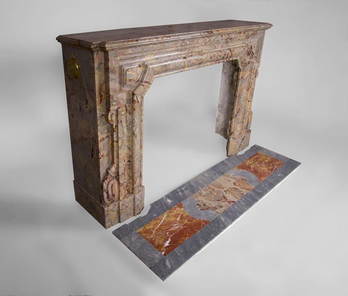 Старинный камин в стиле Людовика XIV, изготовленный из мрамора Сарранколин Илет, с красивой предкаминной плитой. Старинный камин в стиле Людовика XIV, изготовленный из мрамора Сарранколин Илет, с красивой предкаминной плитой.-2