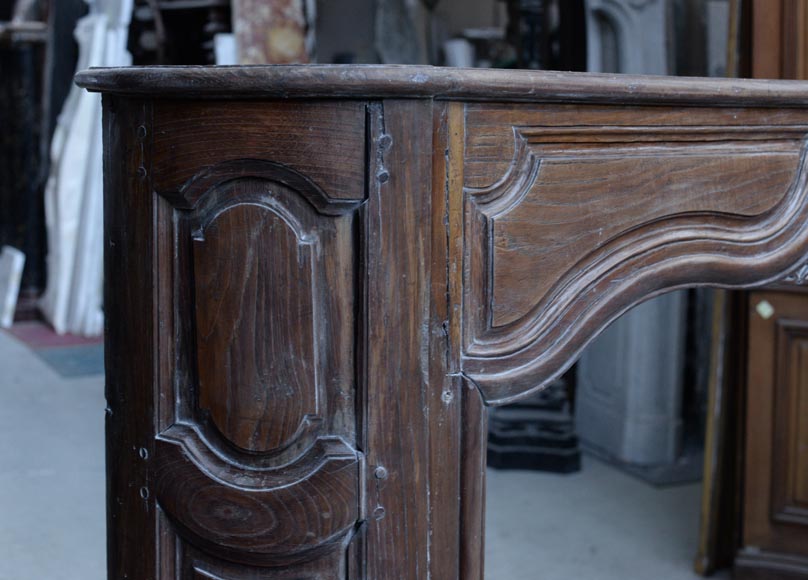 Большой старинный дубовый камин в стиле эпохи Регентства, первая половина 19 века. Большой старинный дубовый камин в стиле эпохи Регентства, первая половина 19 века.-3