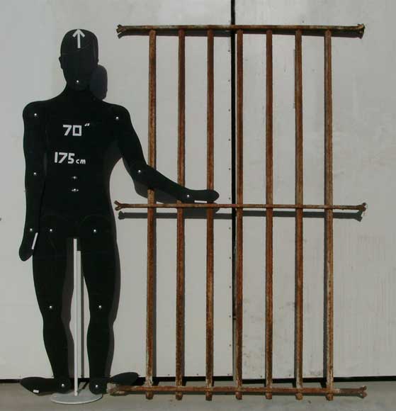 Защитная решетка на окно. Защитная решетка на окно.-6