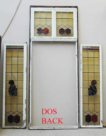 Витражи с белками. Витражи с белками.-4