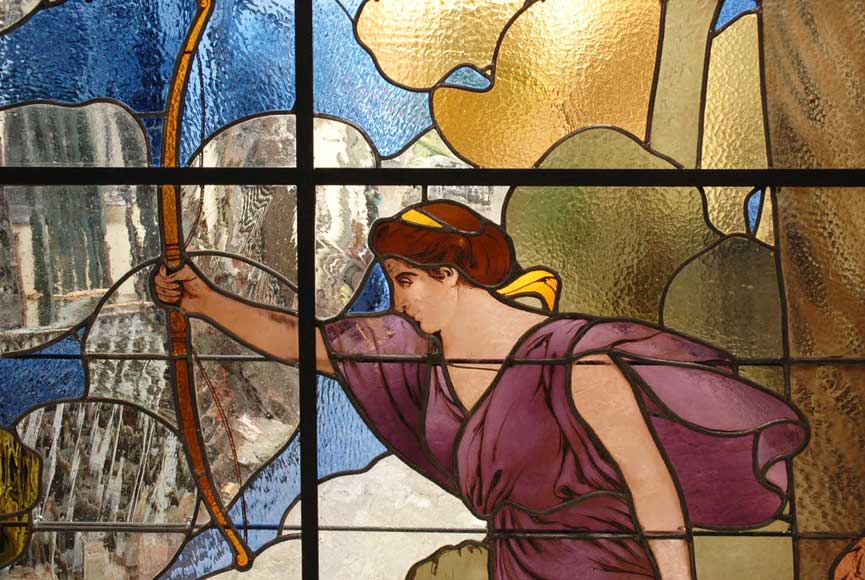 Витраж, подписанный Thomas 1915 г., представляющий Диану охотницу. Витраж, подписанный Thomas 1915 г., представляющий Диану охотницу.-4