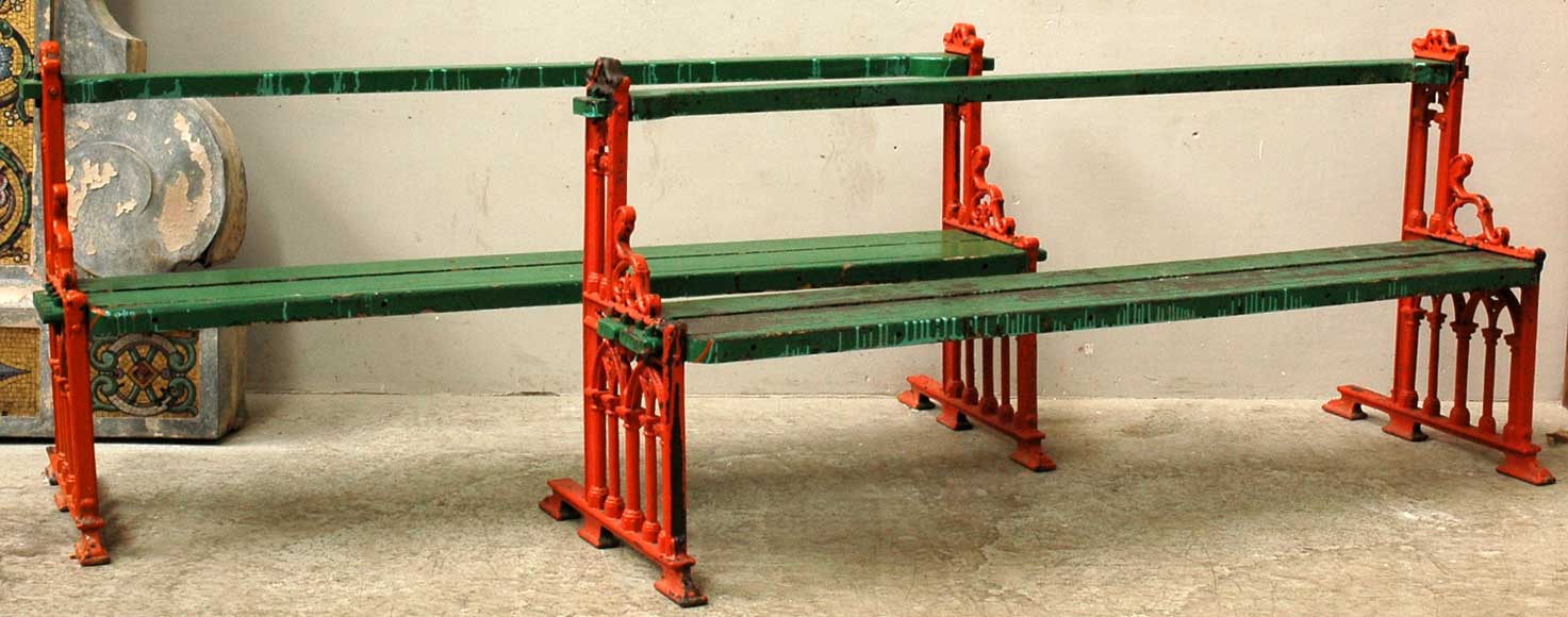 Пара скамеек в нео-готическом стиле 1860х годов. Пара скамеек в нео-готическом стиле 1860х годов.-0