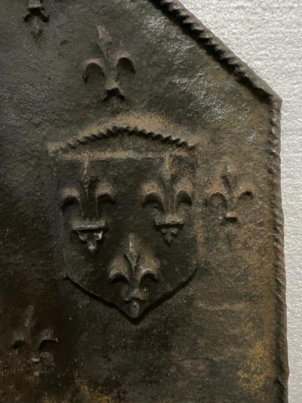 Готическая каминная плита. Готическая каминная плита.-4