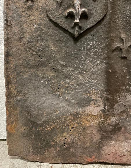 Готическая каминная плита. Готическая каминная плита.-5