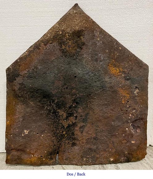 Готическая каминная плита. Готическая каминная плита.-9