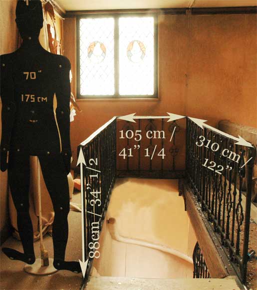 Железные перила в готическом стиле. Железные перила в готическом стиле.-6