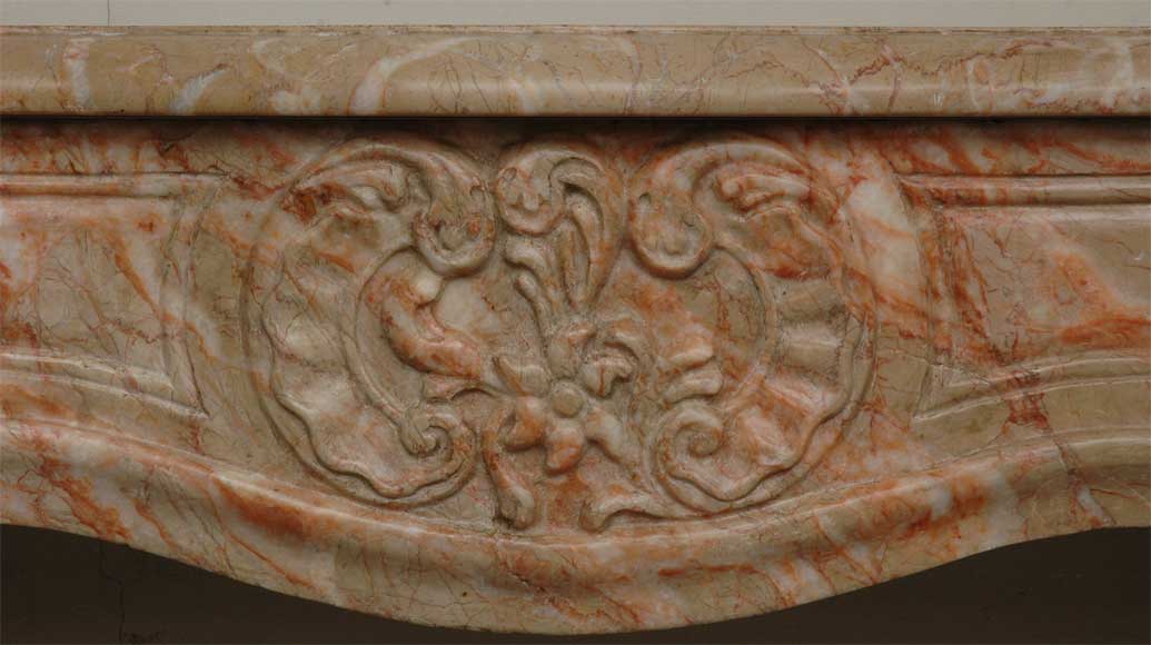 Мраморный камин в стиле Людовика XV. Мраморный камин в стиле Людовика XV.-1