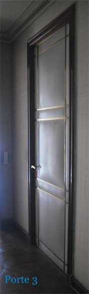 Серия из четырёх дверей из кожи и латуни. Серия из четырёх дверей из кожи и латуни.-5