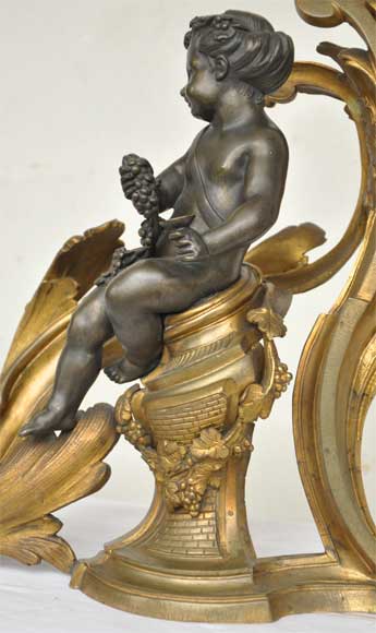 Старинная дровница из бронзы с двумя патинами, украшенная Аллегорией Вина. Старинная дровница из бронзы с двумя патинами, украшенная Аллегорией Вина.-5